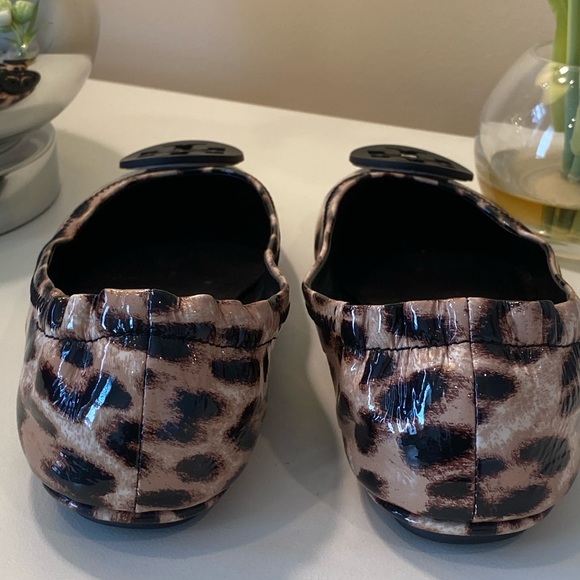 Tory Burch Minnie Travel Flat in Leopard - Picture 4 of 8